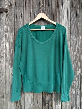 OFFLINE By Aerie Wow! Waffle Oversized T-Shirt green small